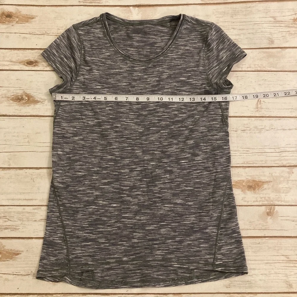 Lululemon Another Mile Short Sleeve Shirt Size 4